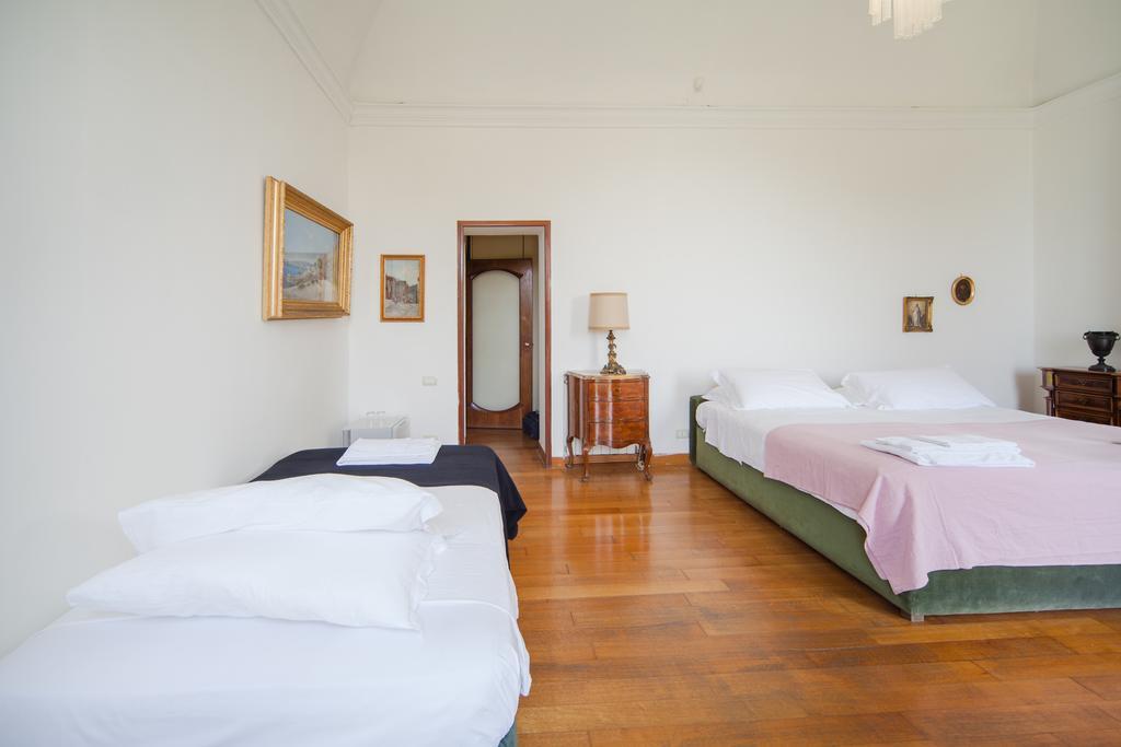 B&B Casina De Goyzueta Torre del Greco Oda fotoğraf